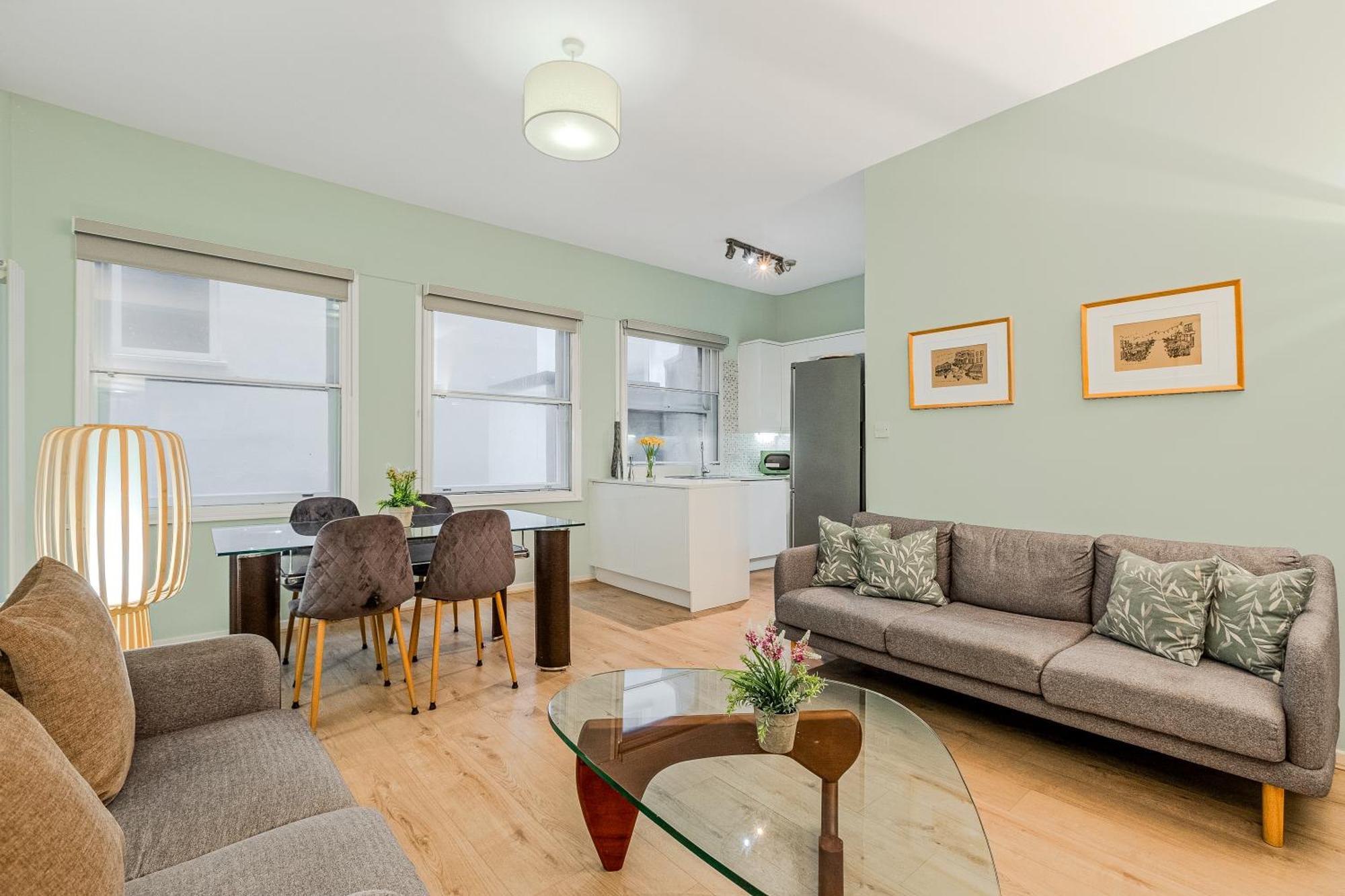 Stunning Central 2Br Flat Btw Soho & Covent Garden Londra Esterno foto