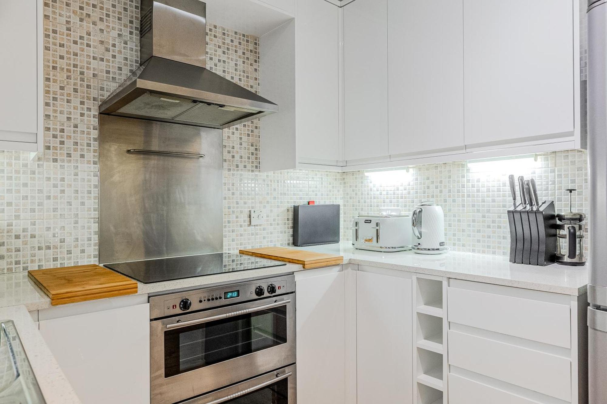 Stunning Central 2Br Flat Btw Soho & Covent Garden Londra Esterno foto